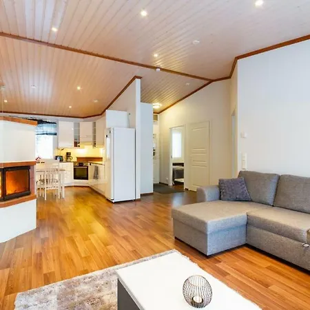 Arctic Aurora Holiday Villa